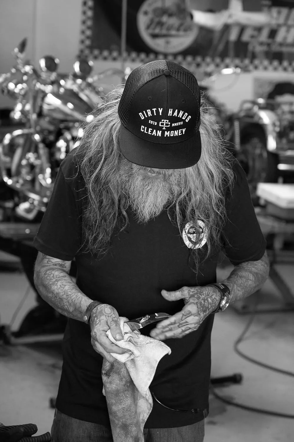 TROLL CO. CLOTHING Dirty Hands Clean Money Meshback Hat - Black, Adjustable Snapback, Curved Brim, One Size Fits Most