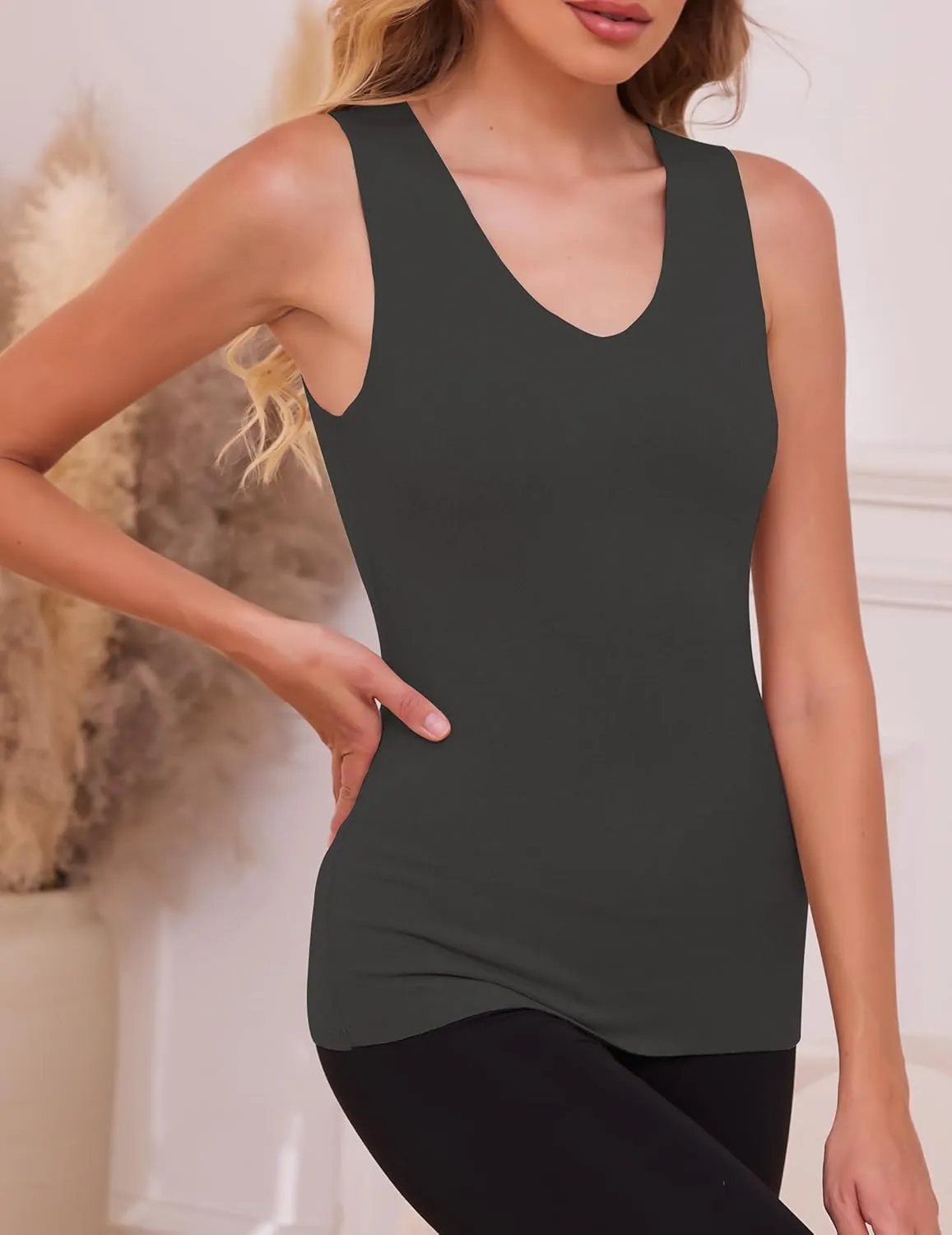 YYA V Neck Basic Tank Tops for Women Thermal Vest Winter Warm Tank-Top Sleeveless Undershirts, S-XXL