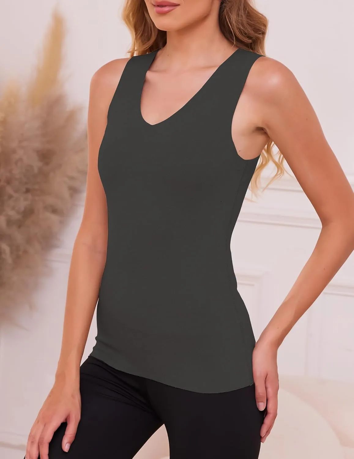 YYA V Neck Basic Tank Tops for Women Thermal Vest Winter Warm Tank-Top Sleeveless Undershirts, S-XXL